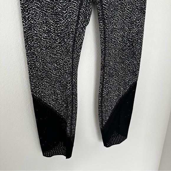 Lululemon Wunder Under Leggings High Rise Laser Cut Jacquard Black White Size 6 - Picture 5 of 12